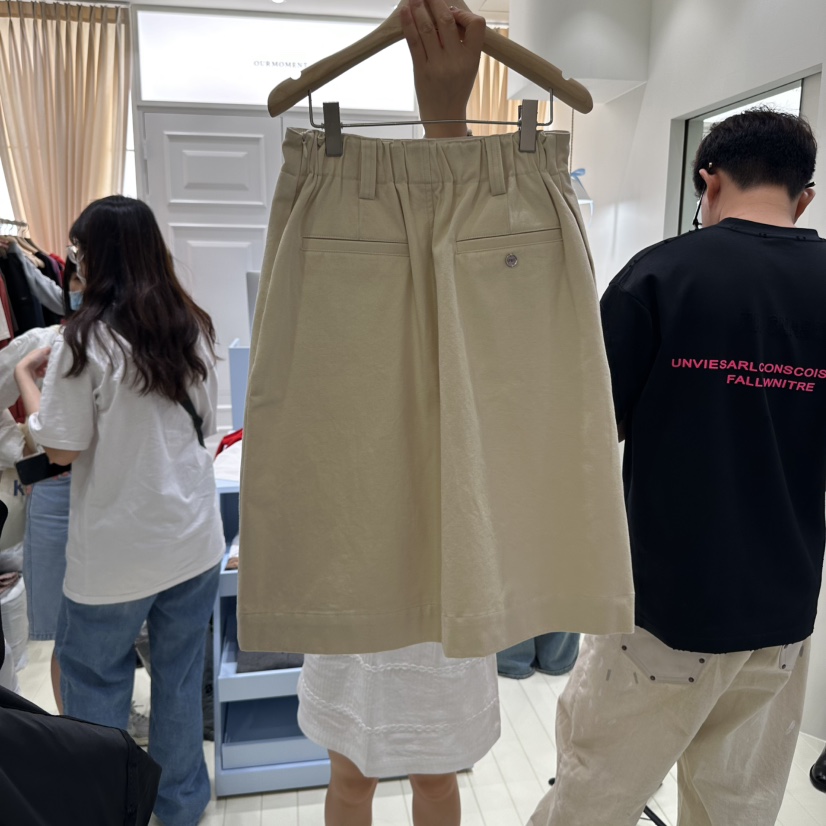 OURMOMENT東大門㊣直郵女士新品時尚人氣25秋冬半身裙中短裙OURMOMENT半身裙/中短裙