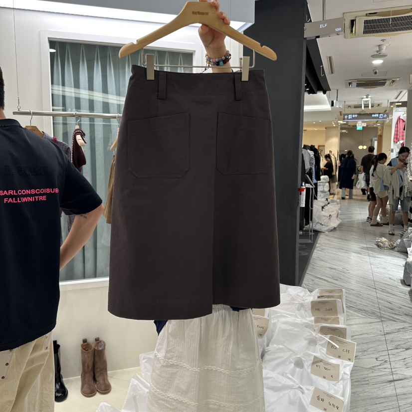OURMOMENT東大門㊣直郵女士新品時尚人氣25秋冬半身裙中短裙OURMOMENT半身裙/中短裙圖色3