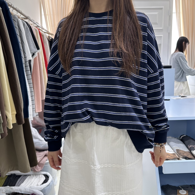 OURMOMENT東大門㊣實拍女裝新品推薦休閑25秋冬時尚長袖T恤OURMOMENT長袖T恤圖色1