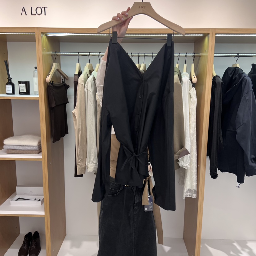 ALOT韓國代購㊣女士新款休閑熱賣真品襯衫蕾絲衫含腰繩V領腰帶A LOT襯衫/蕾絲衫圖色2