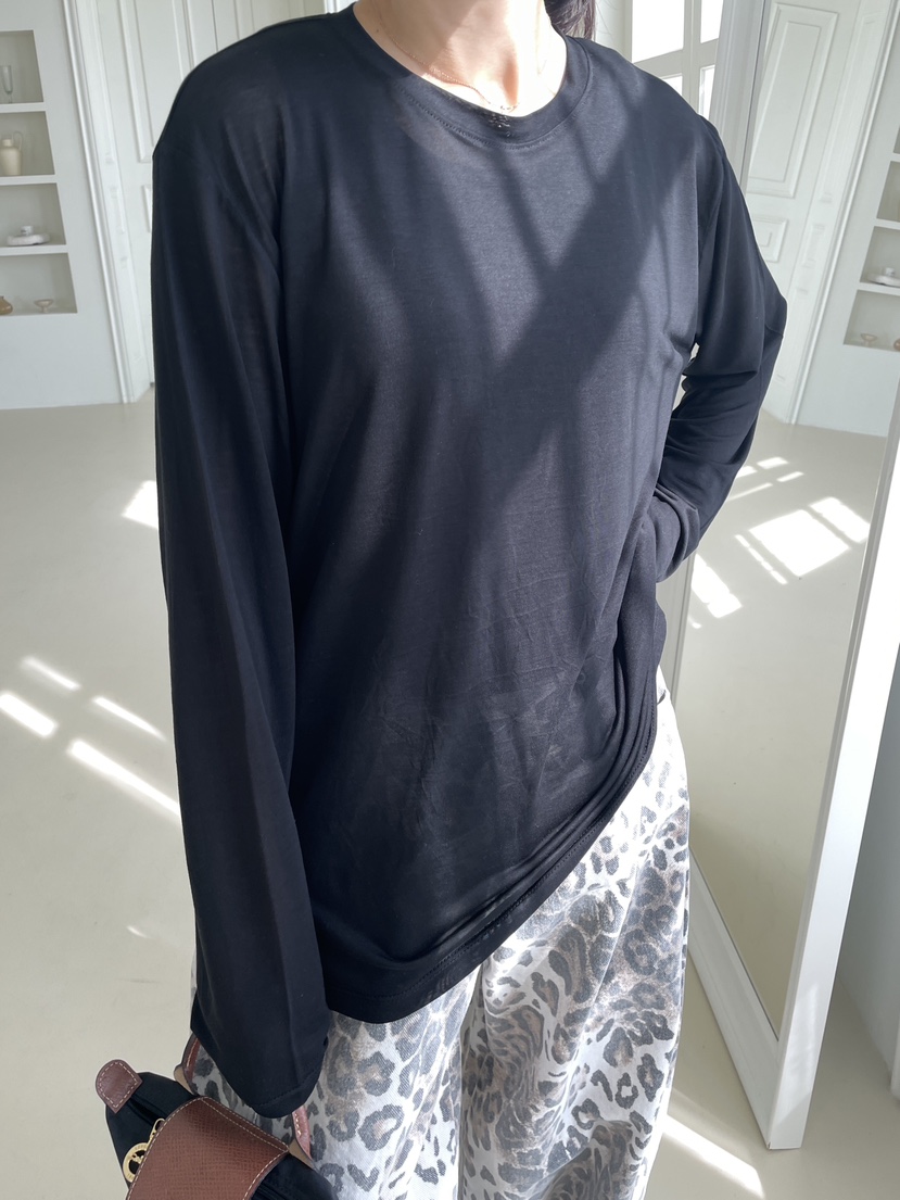 空東大門㊣直郵女裝新款休閑時尚推薦人氣25秋冬長袖T恤天絲CHAHEE長袖T恤