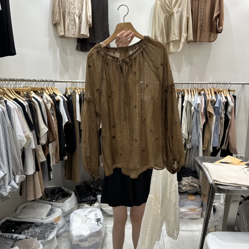 G.I-L韓國代購㊣女裝新款休閑25秋冬真品職業襯衫蕾絲衫刺繡G.I-L襯衫/蕾絲衫圖色2
