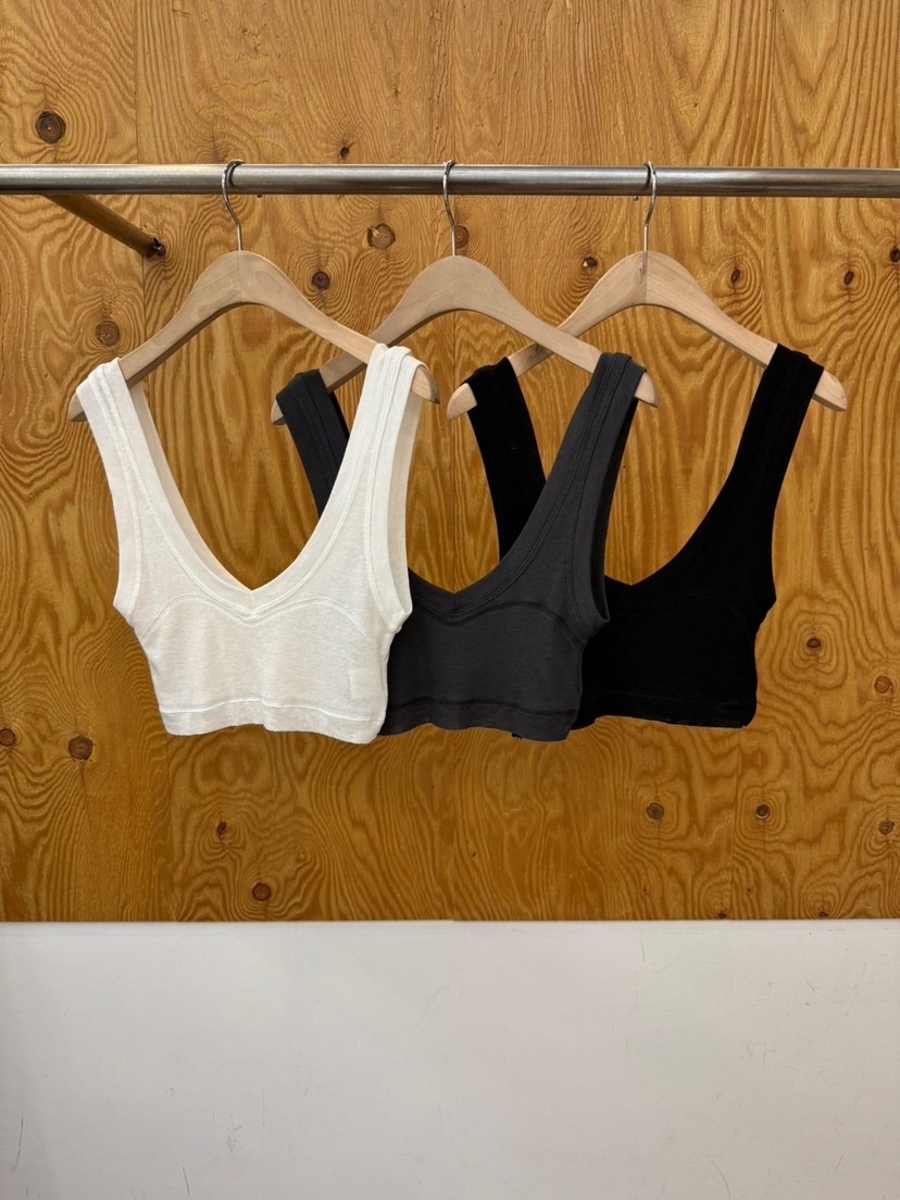 PROJECTVIEW東大門㊣實拍女裝新款25秋冬真品熱賣職業吊帶背心PROJECTVIEW吊帶/背心