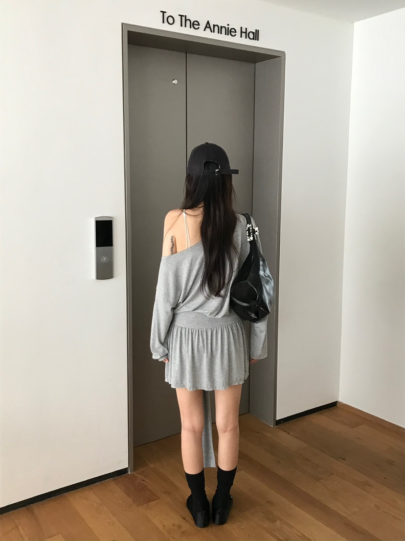 ESCHER韓國代購㊣女士新品休閑熱賣推薦職業25秋冬真品長袖T恤ESCHER長袖T恤