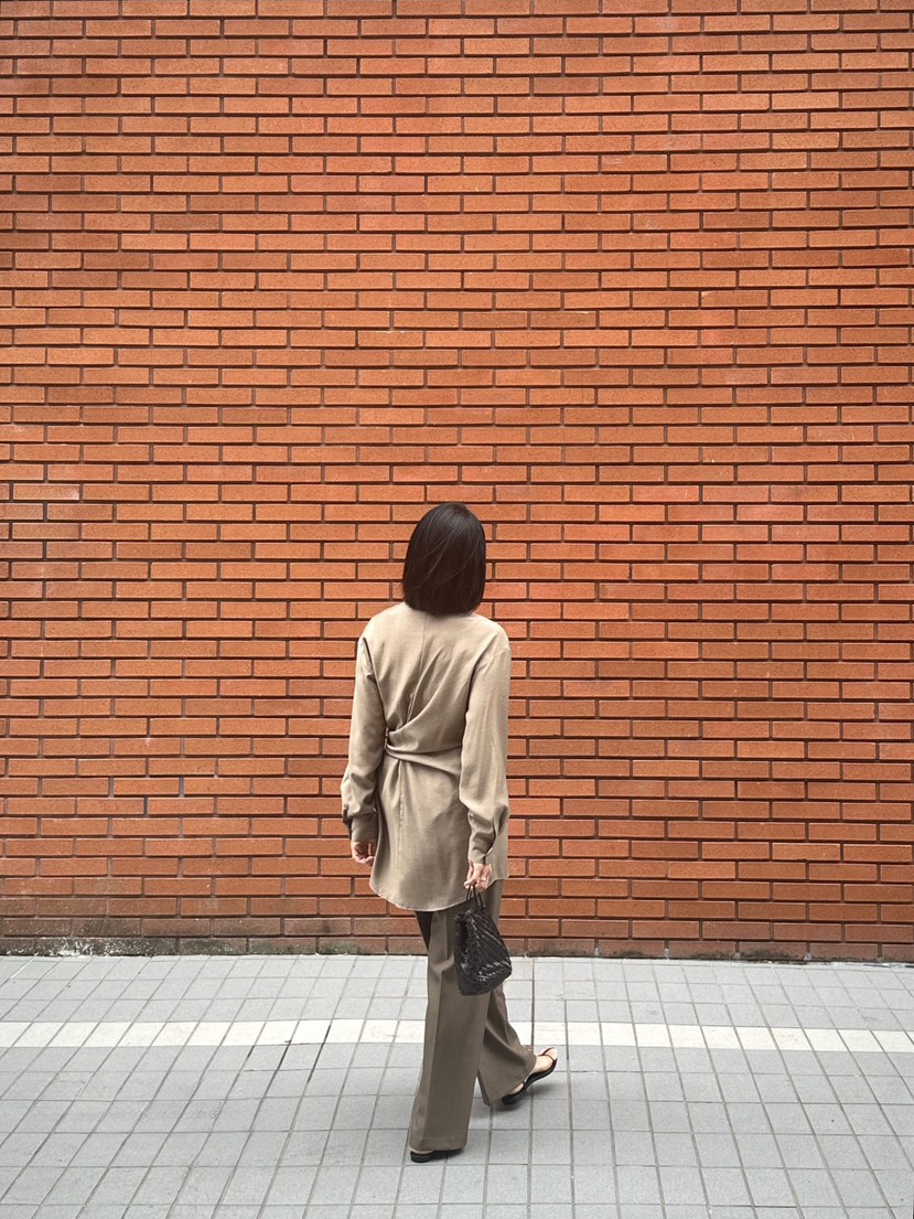 HEIZE東大門㊣實拍女裝新品真品熱賣推薦25秋冬休閑襯衫蕾絲衫HEIZE襯衫/蕾絲衫
