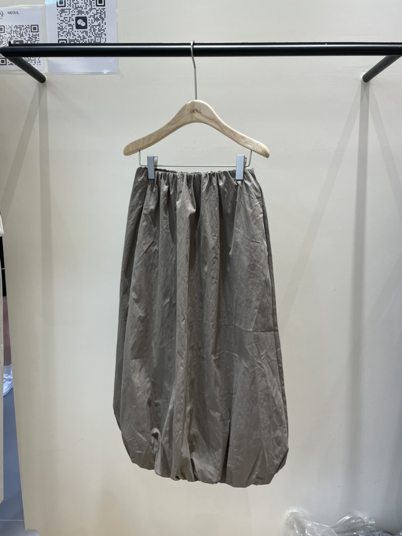NEOUL東大門㊣直郵女士新品時尚熱賣休閑人氣真品推薦25秋冬長裙NEOUL/ahin雙領標簽長裙
