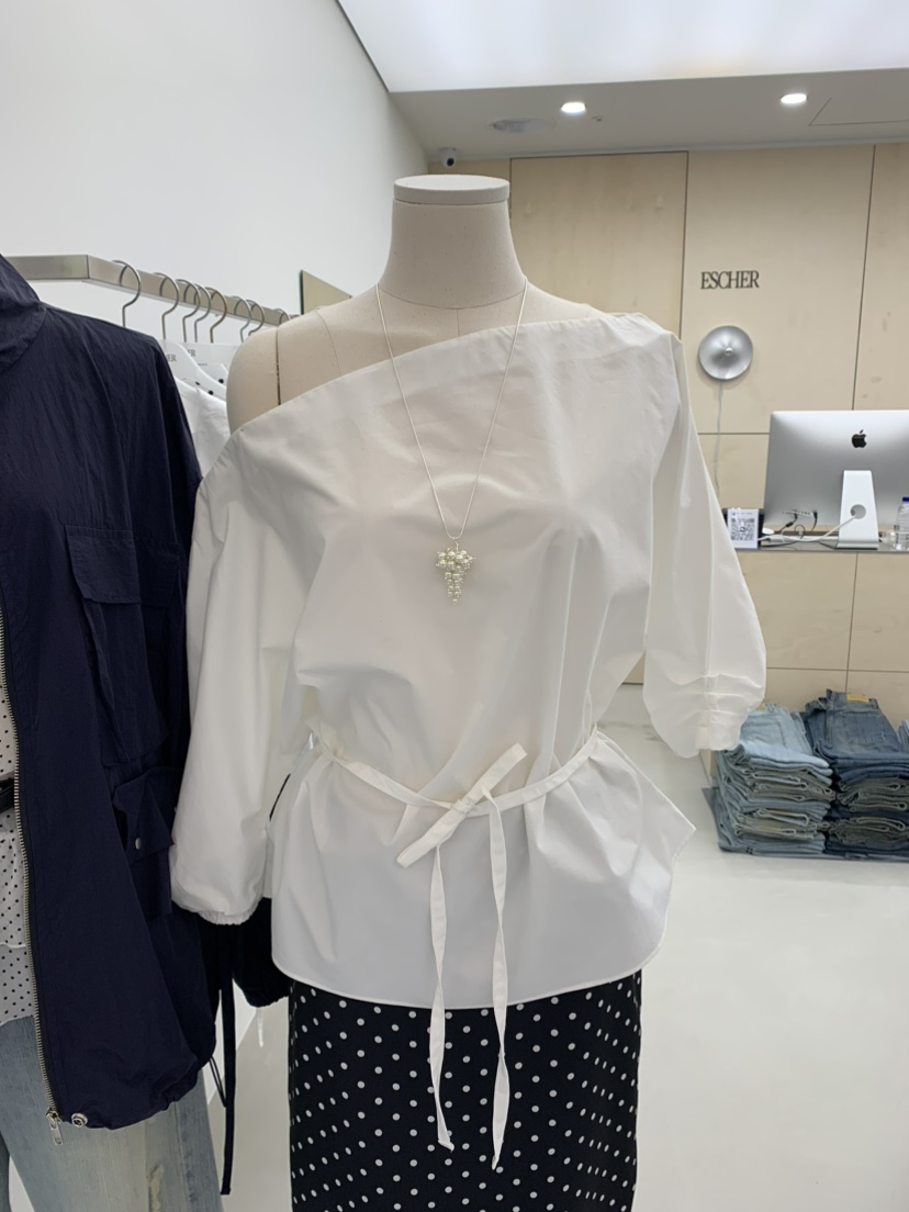 ESCHER東大門㊣代購女士新品職業推薦真品襯衫蕾絲衫含腰繩ESCHER襯衫/蕾絲衫