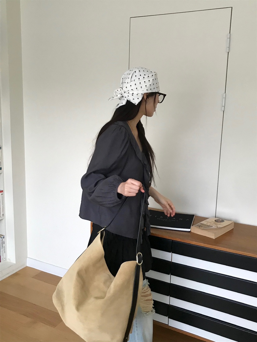 ESCHER韓國直郵㊣女裝新品時尚職業25秋冬熱賣推薦圍巾披肩ESCHER圍巾/披肩