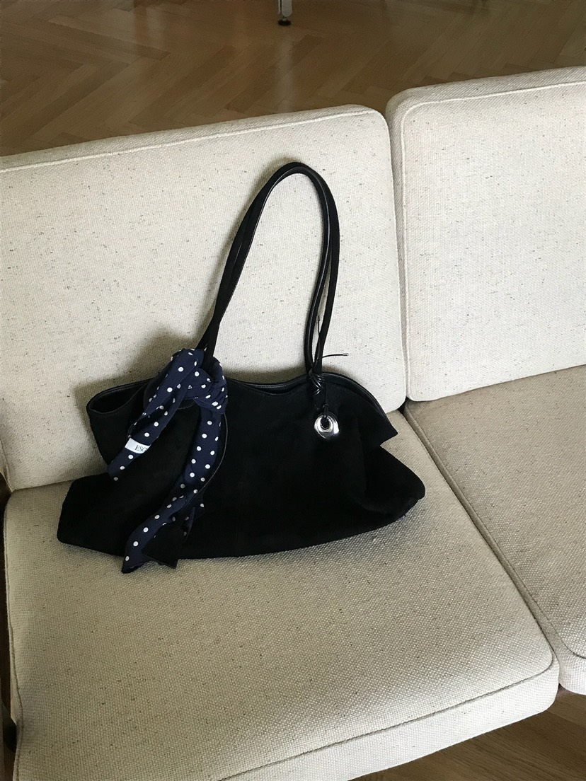 ESCHER韓國直郵㊣女裝新品時尚職業25秋冬熱賣推薦圍巾披肩ESCHER圍巾/披肩