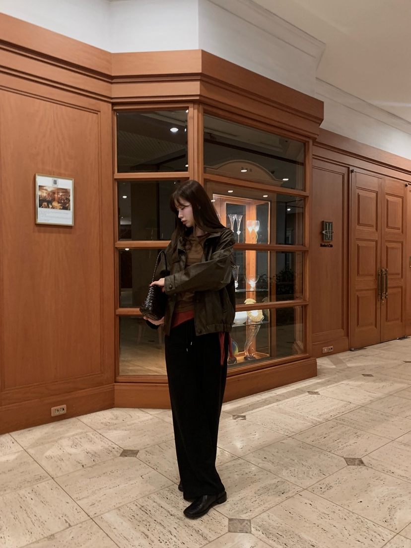 ALATE東大門㊣直郵女裝新款人氣休閑熱賣時尚真品推薦職業皮衣LEGACY皮衣