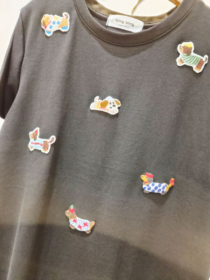 BLING BLING-S東大門㊣直郵女裝新品25秋冬時尚真品熱賣T恤BLING BLING-ST恤