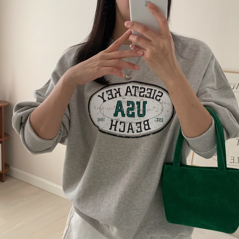 HELLO JINI韓國代購㊣女裝新品25秋冬時尚熱賣真品人氣衛衣HELLO JINI衛衣圖色2