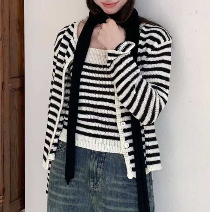 STAY HERE東大門㊣實拍女士新品人氣休閑真品套裝不含脖帶STAY HERE套裝