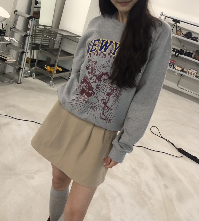 空東大門㊣直郵女裝新款人氣職業推薦時尚25秋冬熱賣真品衛衣HANNA-A衛衣