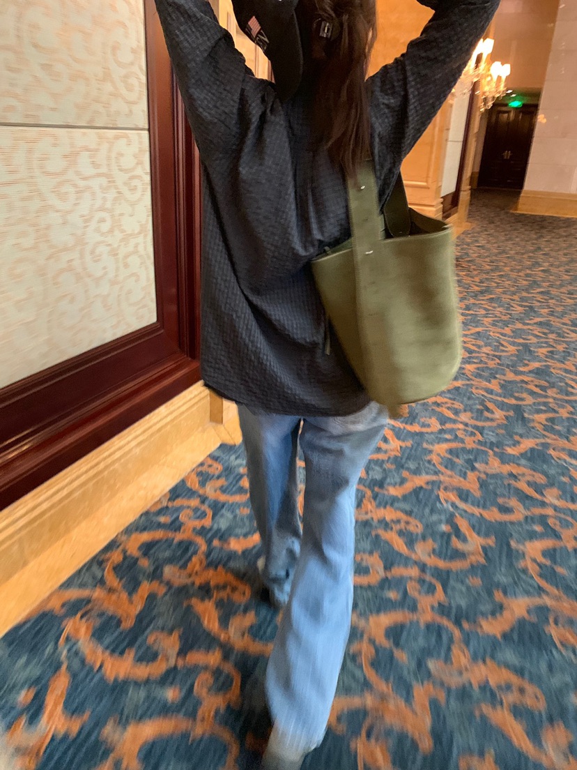 GILLI東大門㊣代購女士新品人氣熱賣推薦25秋冬真品襯衫蕾絲衫GILLI襯衫/蕾絲衫