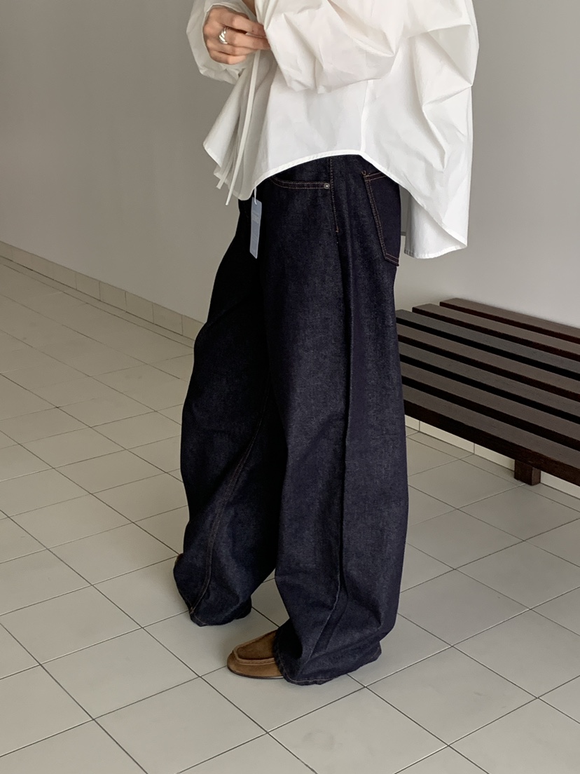MOVENNE東大門㊣直郵女裝新款推薦時尚職業熱賣休閑人氣牛仔褲MOVENNE牛仔褲