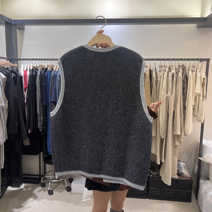 SELF SERVICE東大門㊣代購女士新品熱賣真品休閑職業人氣馬甲SELF SERVICE馬甲