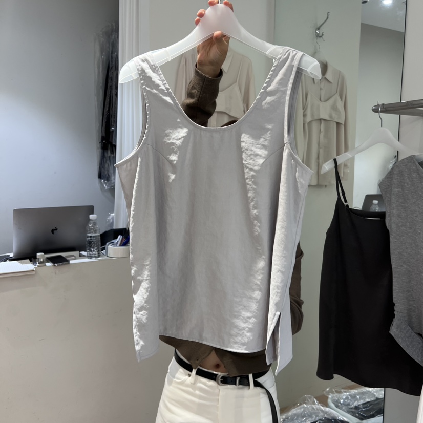 AUBE東大門㊣代購女裝新品人氣職業推薦吊帶背心兩面穿絨面革AUBE吊帶/背心圖色1