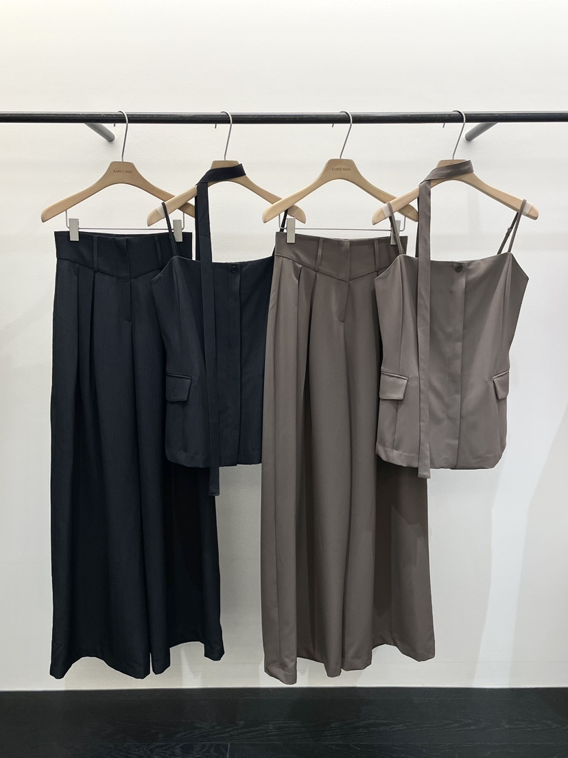 OBSESS東大門㊣實拍女裝新款人氣時尚職業真品吊帶背心含脖帶OBSESS/EARLY BIRD吊帶/背心