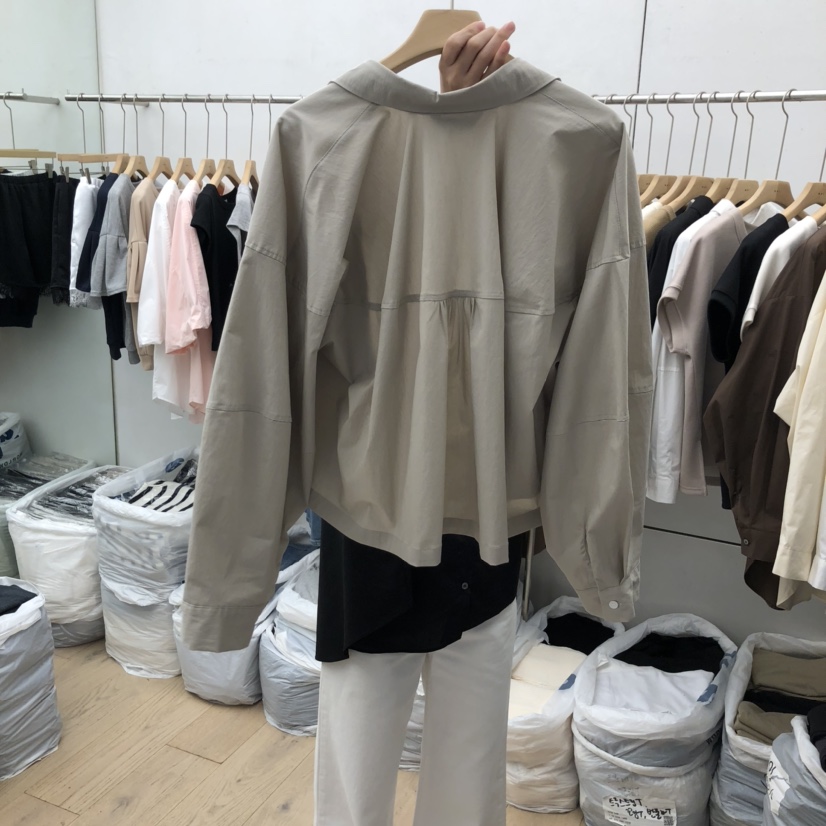 MOI-A韓國代購㊣女裝新品熱賣真品推薦休閑襯衫蕾絲衫雙口袋MOI-A襯衫/蕾絲衫