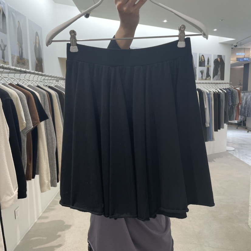 MARAN-P東大門㊣直郵女士新品推薦人氣休閑職業熱賣短裙喇叭MARAN短裙圖色2