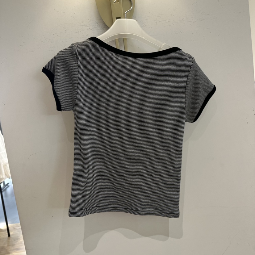 WE ARE/WELOVER韓國直郵㊣女士新款真品推薦時尚熱賣T恤兔子SHOP_WE ARET恤