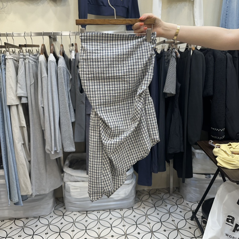BAMBOLINA東大門㊣直郵女裝新品推薦25秋冬休閑熱賣吊帶背心BAMBOLINA吊帶/背心圖色1