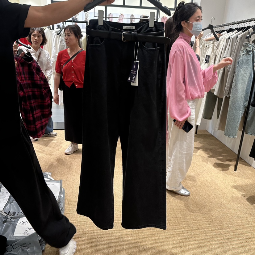 FEBRUARY 11東大門㊣實拍女士新款職業時尚牛仔褲不含腰帶FEBRUARY 11牛仔褲圖色3