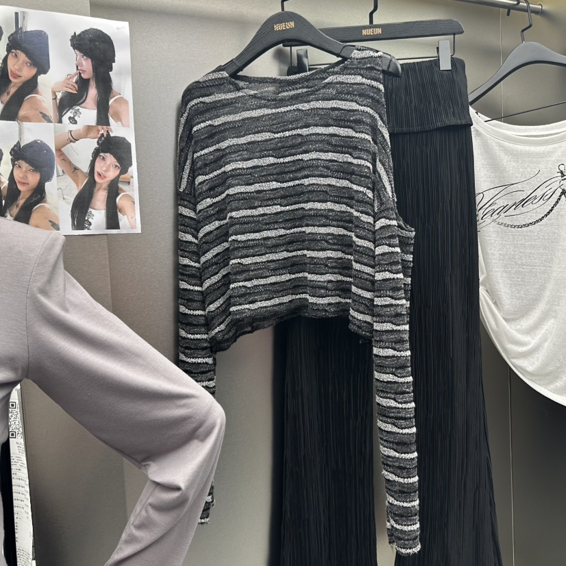 NUEUN東大門㊣代購女裝新品休閑時尚真品25秋冬推薦長袖T恤NUEUN/SEEOT長袖T恤圖色2