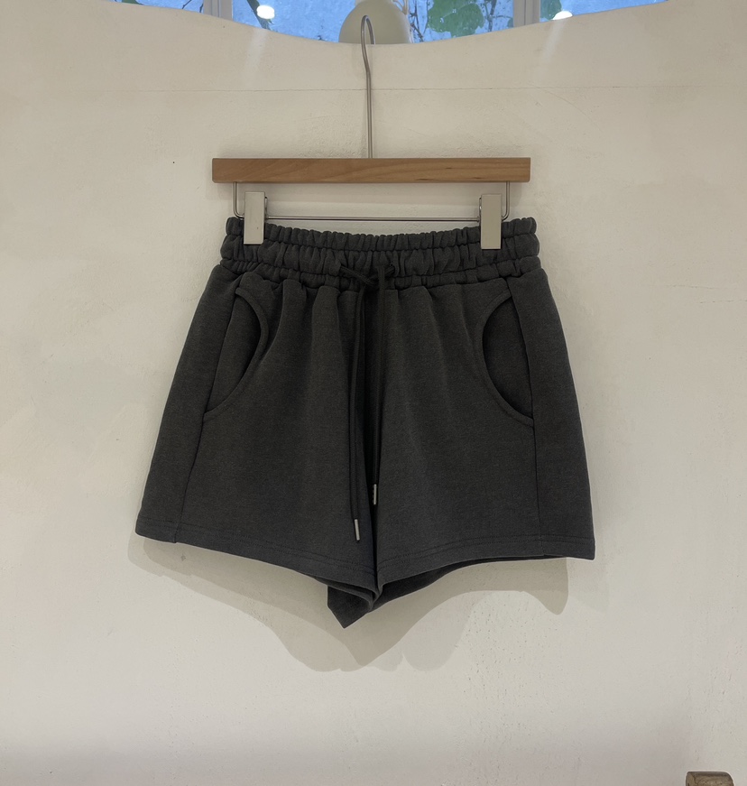 MINIQUEENS韓國代購㊣女士新品時尚25秋冬熱賣人氣休閑短褲MINIQUEENS短褲圖色2