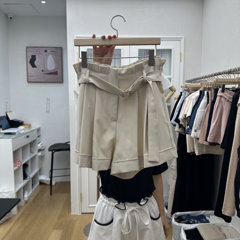RE:FRESH-L東大門㊣代購女裝新品25秋冬人氣休閑短褲含腰帶RE:FRESH短褲圖色1