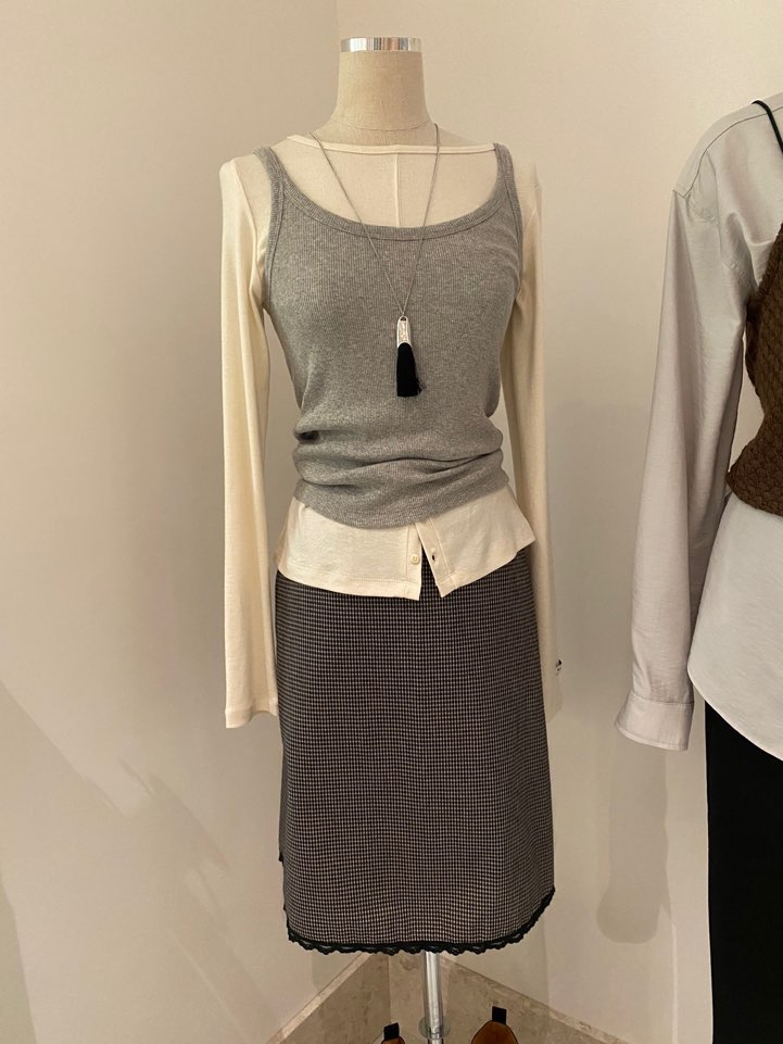 BOUTIQUE SEOUL-P東大門㊣直郵女士新款熱賣半身裙中短裙ANDMORE BUTTON半身裙/中短裙
