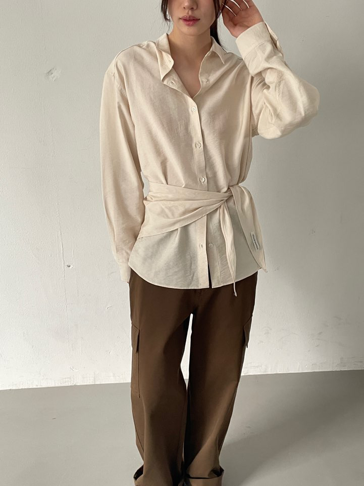 BOUTIQUE SEOUL-P東大門㊣直郵女士新款人氣襯衫蕾絲衫不含圍巾套裝ANDMORE BUTTON襯衫/蕾絲衫