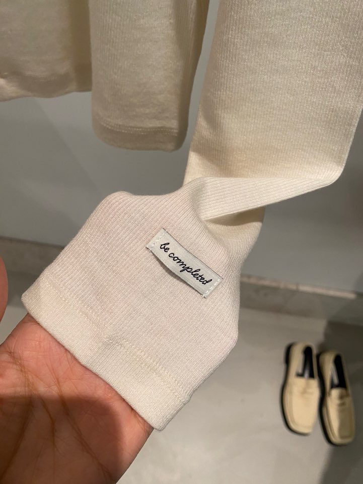BOUTIQUE SEOUL-P韓國代購㊣女裝新款時尚25秋冬長袖T恤雙面ANDMORE BUTTON長袖T恤