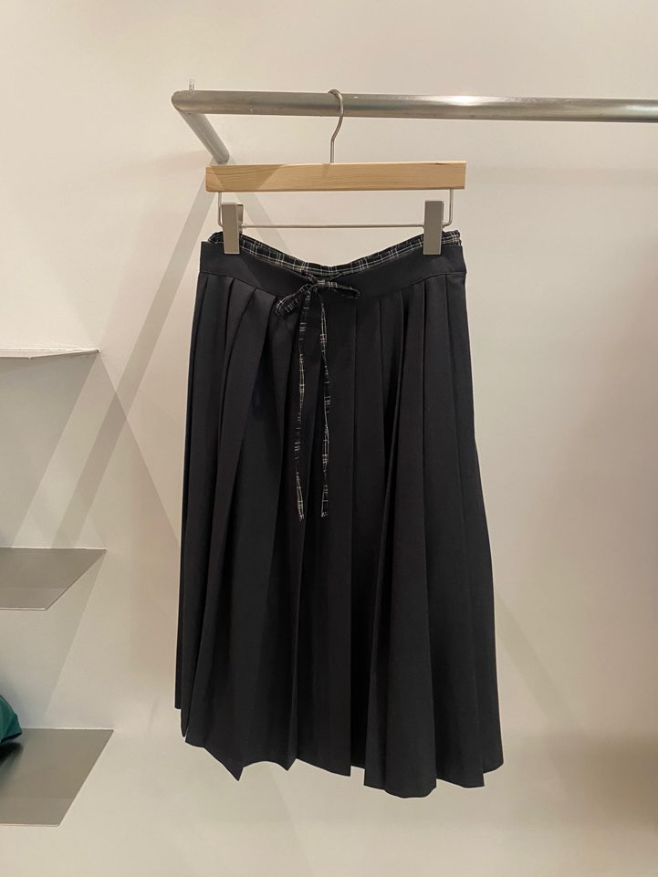 BOUTIQUE SEOUL-P韓國直郵㊣女士新款熱賣休閑職業長裙褶皺ANDMORE BUTTON長裙圖色2