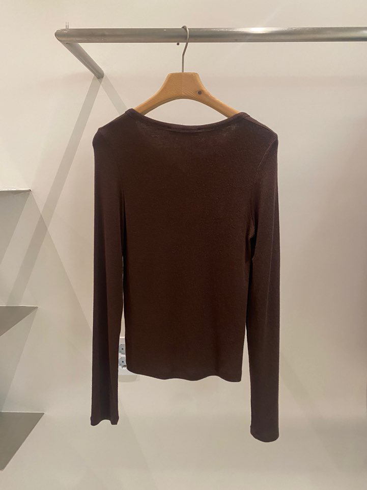 BOUTIQUE SEOUL-P韓國直郵㊣女士新款25秋冬時尚推薦長袖T恤ANDMORE BUTTON長袖T恤
