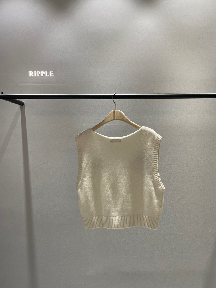 RIPPLE東大門㊣實拍女裝新款25秋冬時尚推薦人氣熱賣吊帶背心RIPPLE吊帶/背心