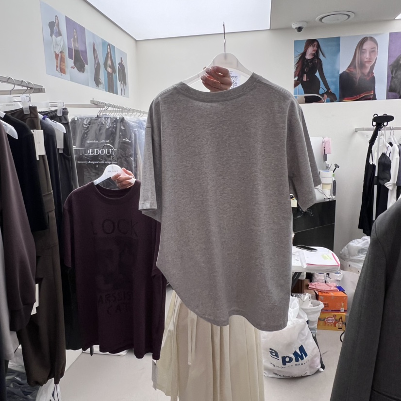SOLD OUT東大門㊣實拍女士新款職業25秋冬休閑推薦人氣T恤SOLD OUTT恤