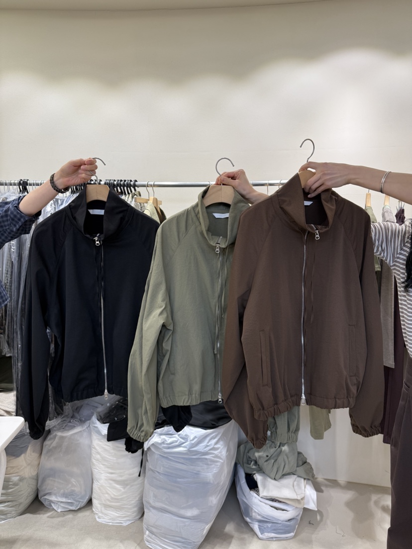 YIKHO STYLE韓國直郵㊣女裝新品時尚休閑職業25秋冬推薦夾克YIKHO STYLE夾克