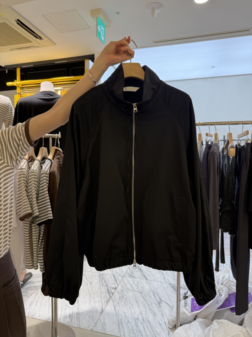 YIKHO STYLE韓國直郵㊣女裝新品時尚休閑職業25秋冬推薦夾克YIKHO STYLE夾克圖色3