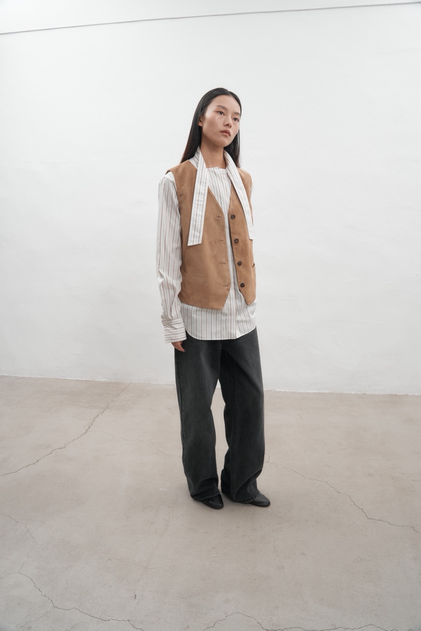 JEONG GAM STUDIOS韓國直郵㊣女裝新品時尚熱賣馬甲絨面革JEONG GAM馬甲