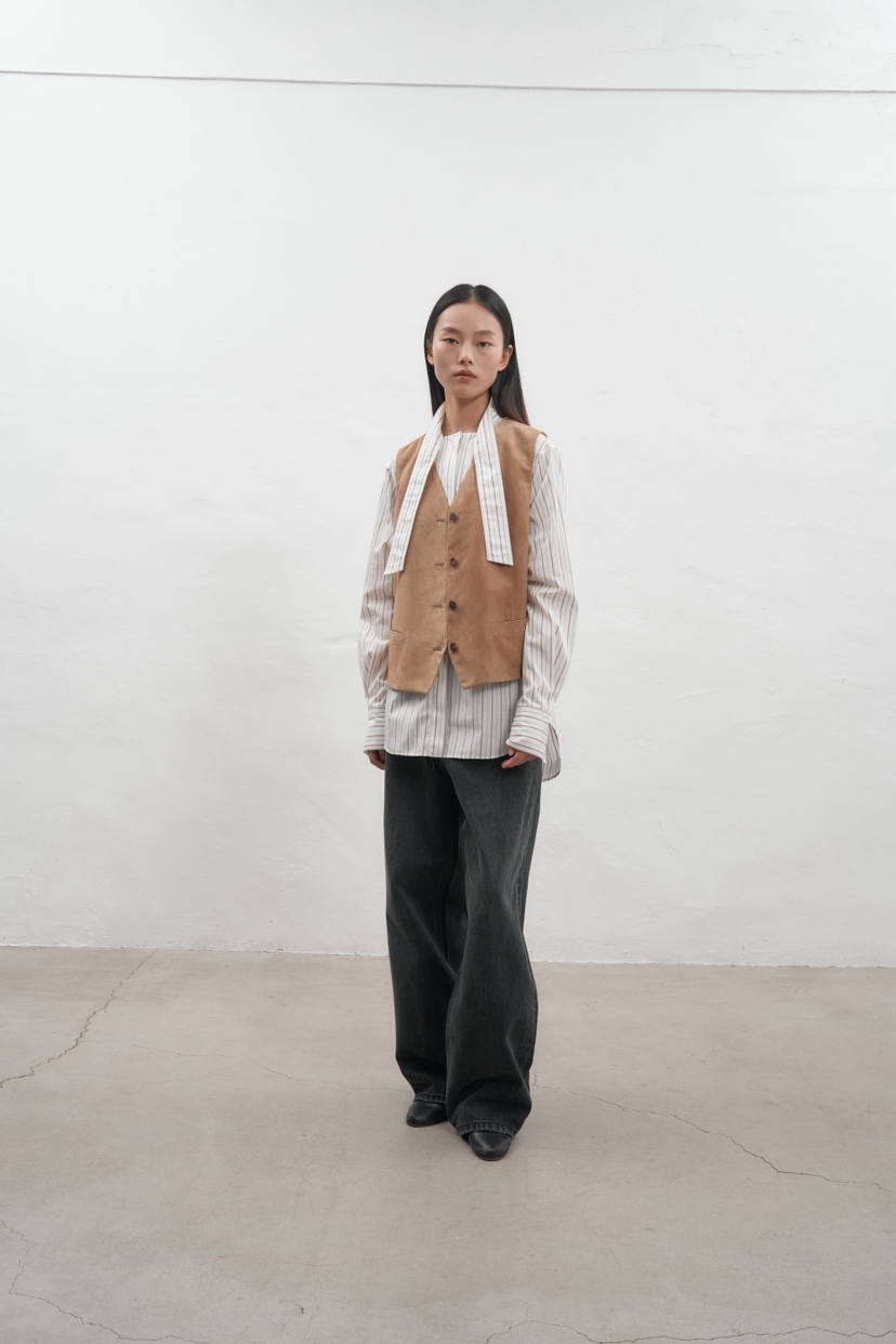 JEONG GAM STUDIOS韓國直郵㊣女裝新品時尚熱賣馬甲絨面革JEONG GAM馬甲