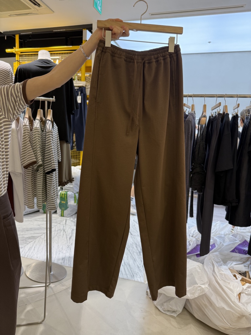 YIKHO STYLE東大門㊣代購女裝新品25秋冬休閑人氣推薦休閑褲YIKHO STYLE休閑褲圖色2