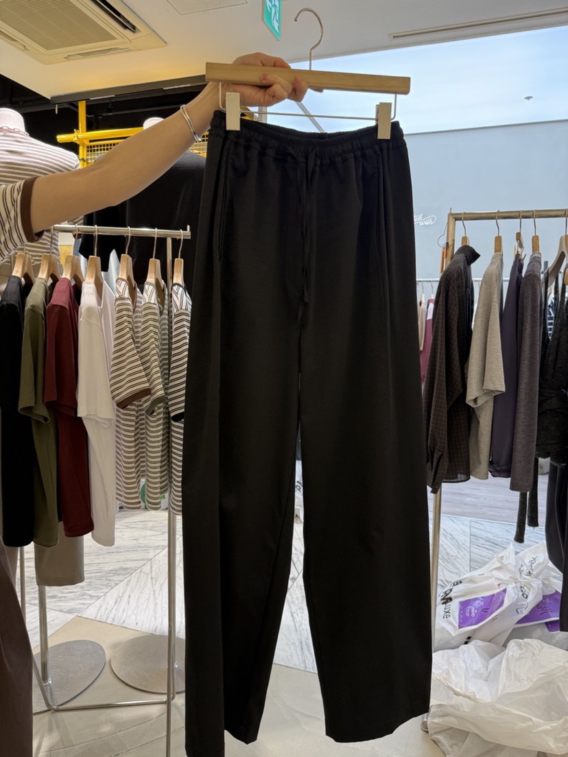 YIKHO STYLE東大門㊣代購女裝新品25秋冬休閑人氣推薦休閑褲YIKHO STYLE休閑褲圖色3