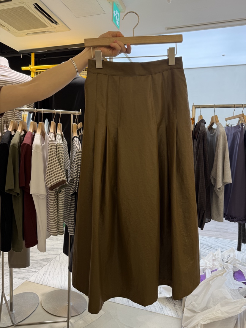 YIKHO STYLE韓國直郵㊣女士新品推薦25秋冬熱賣人氣真品長裙YIKHO STYLE長裙圖色1