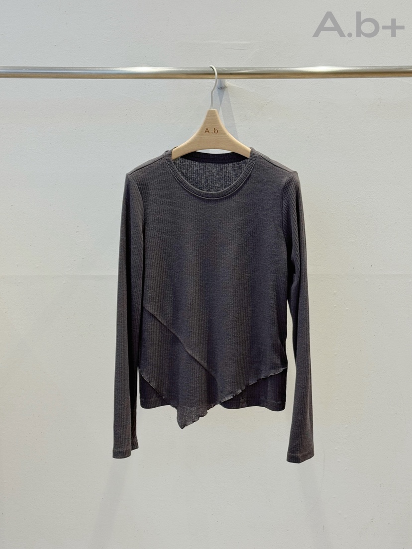 AUTUMN BEIGE PLUS韓國代購㊣女士新品人氣熱賣職業長袖T恤AUTUMN BEIGE PLUS長袖T恤圖色1