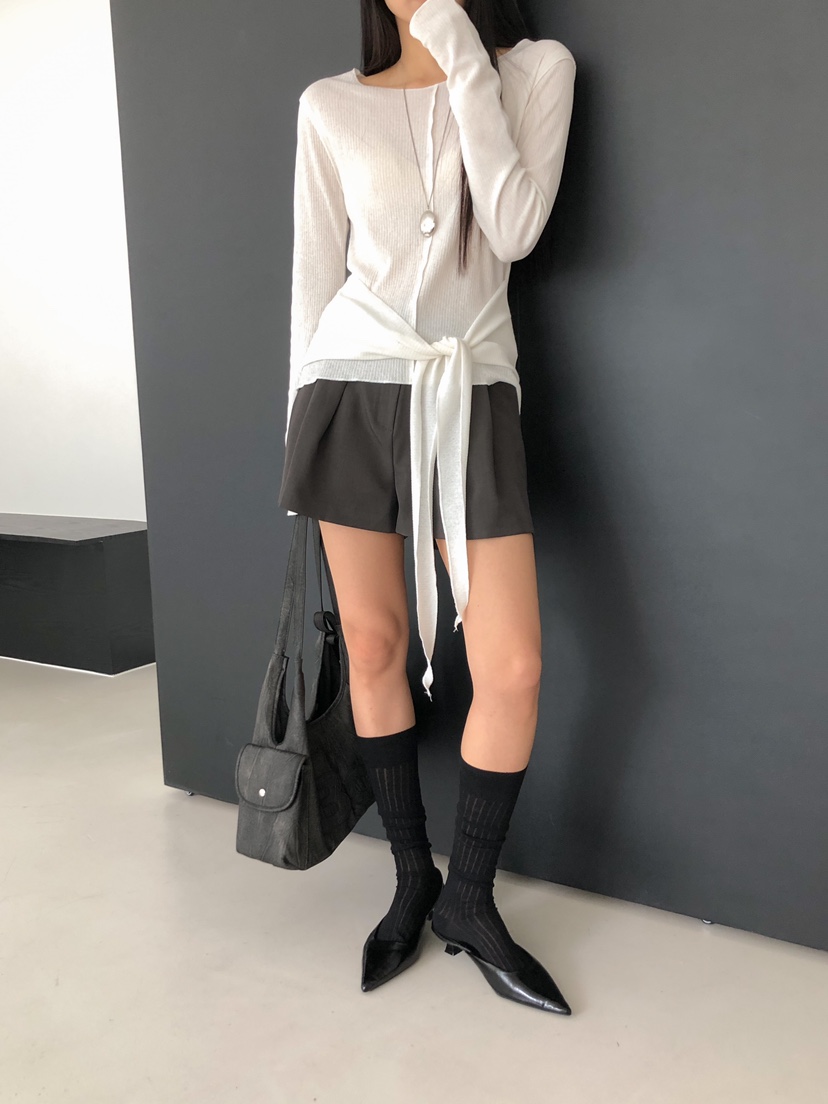 ROUGH韓國代購㊣女士新款25秋冬人氣熱賣真品職業推薦長袖T恤ROUGH長袖T恤