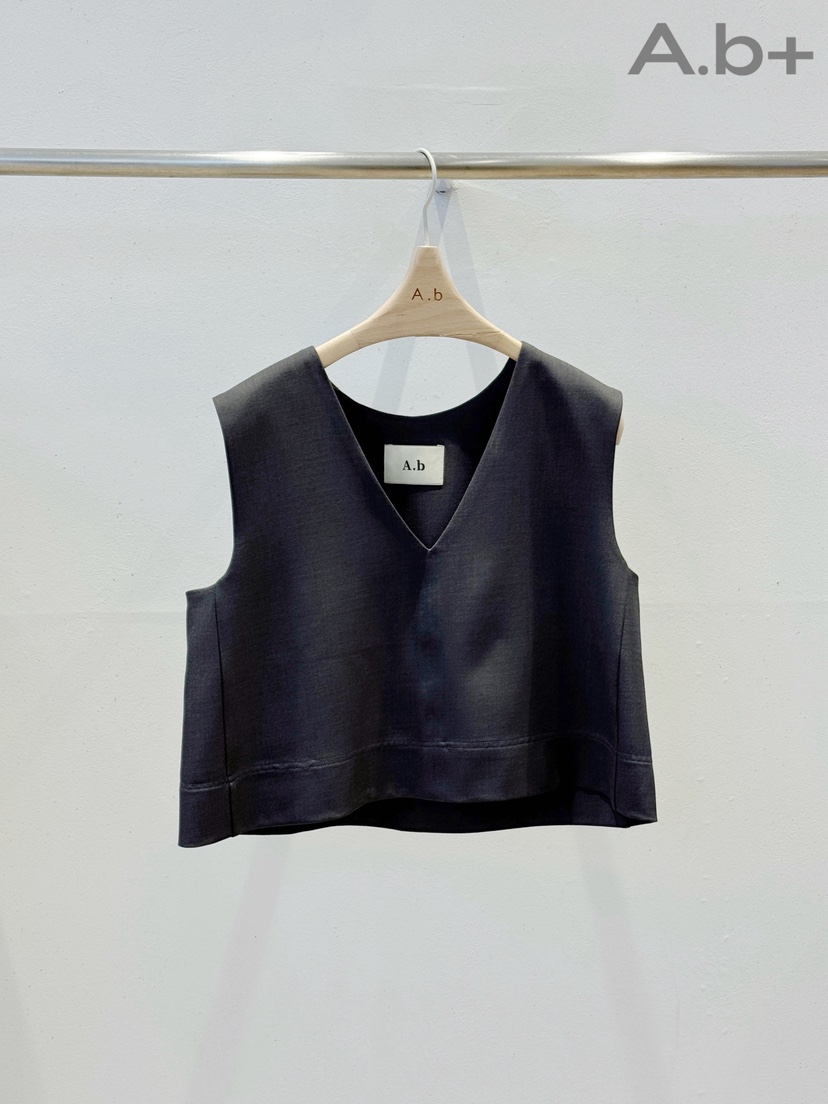 AUTUMN BEIGE PLUS東大門㊣代購女士新款25秋冬真品吊帶背心AUTUMN BEIGE PLUS吊帶/背心圖色2