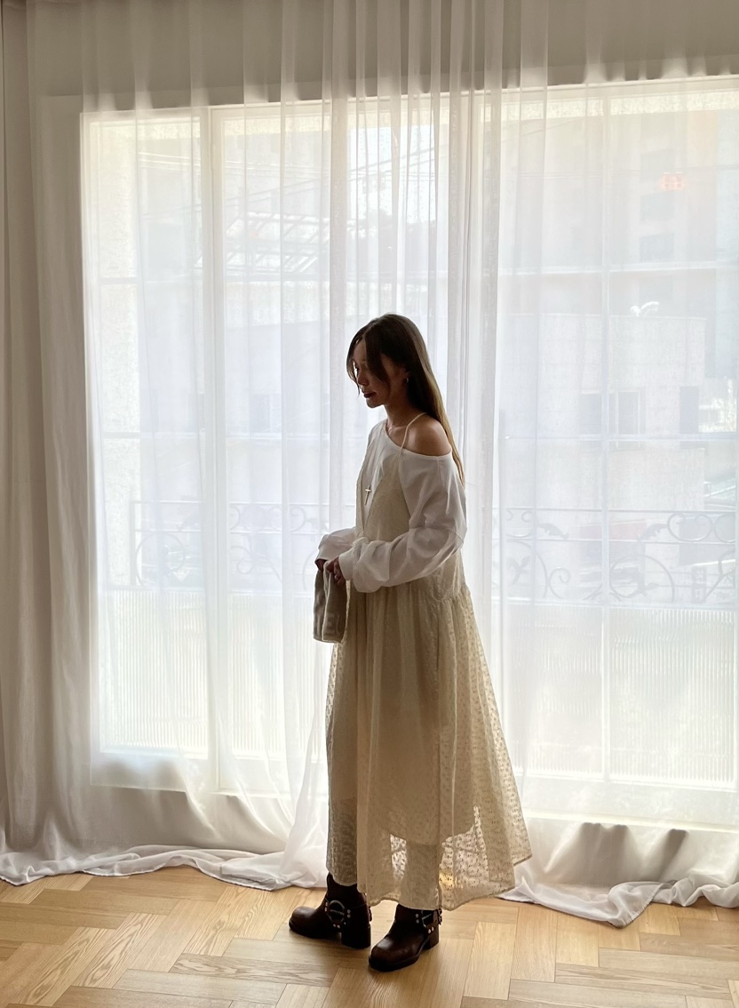 LOVE PULL韓國直郵㊣女士新品人氣25秋冬連衣裙不含內搭刺繡LOVE PULL連衣裙