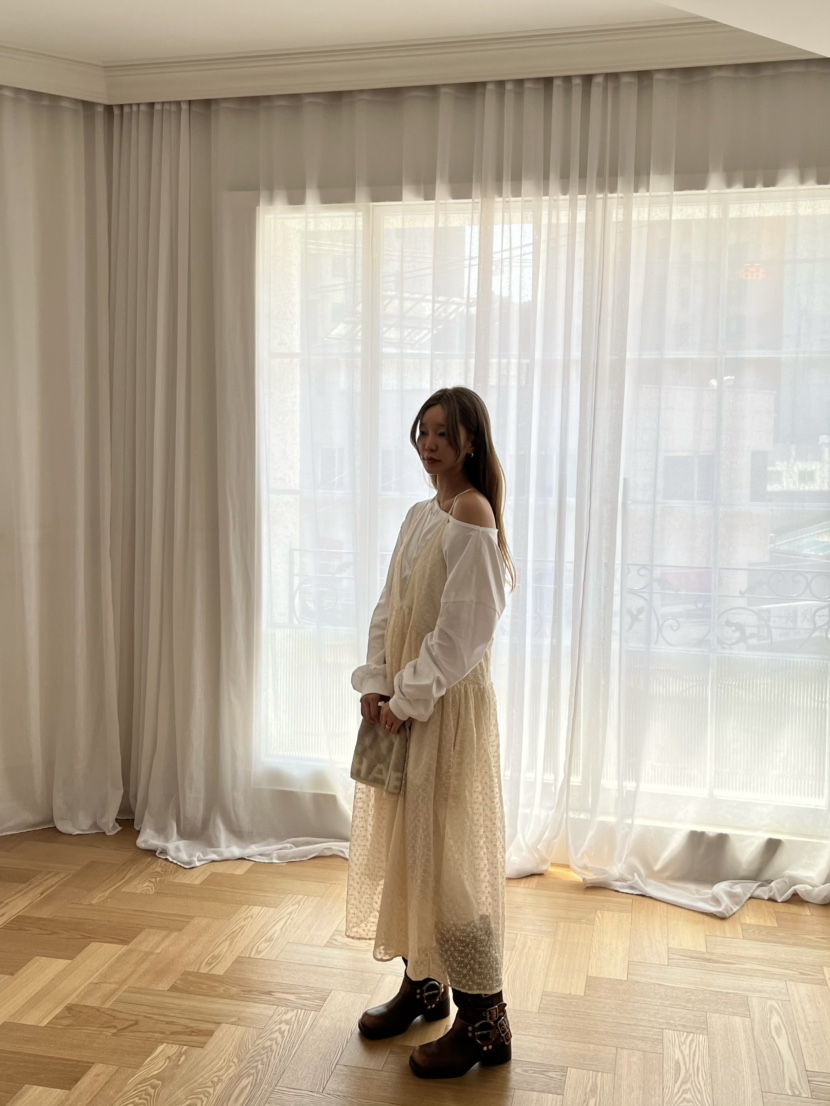 LOVE PULL韓國直郵㊣女士新品人氣25秋冬連衣裙不含內搭刺繡LOVE PULL連衣裙